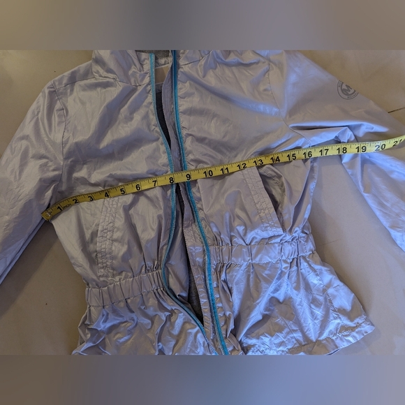 Michael Kors Silky Light Weight Wind Breaker Silver Jacket Teen  Size 14 - Picture 11 of 16
